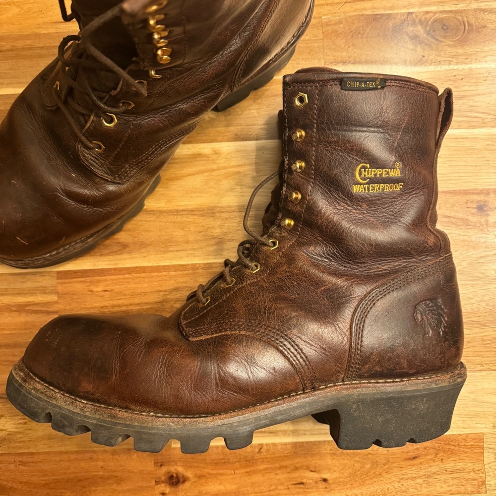 Chippewa 9” Waterproof Steel-Toe Logger Boot • Men’s 12
